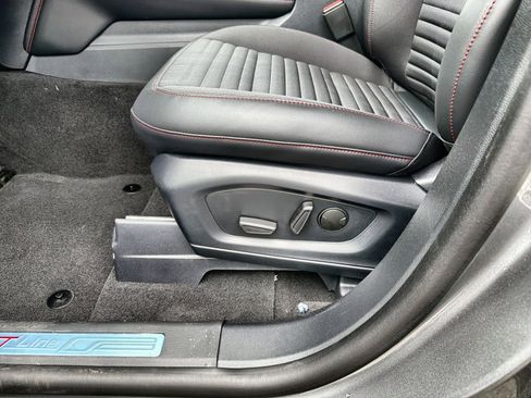 New 2026 Ford Explorer ST-Line image 28