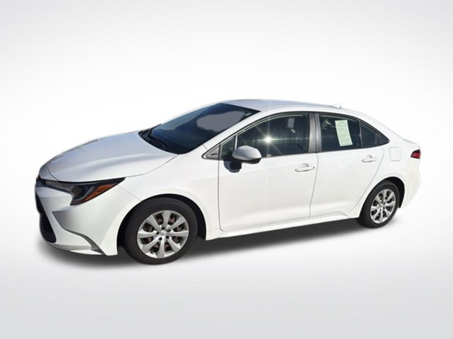 Used 2021 Toyota Corolla LE FWD image 2