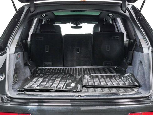 Used 2025 Audi Q7 3.0T Prestige AWD/4WD image 27