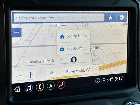 Certified 2020 GMC Sierra 2500 AT4 w/ AT4 Premium Package image 19