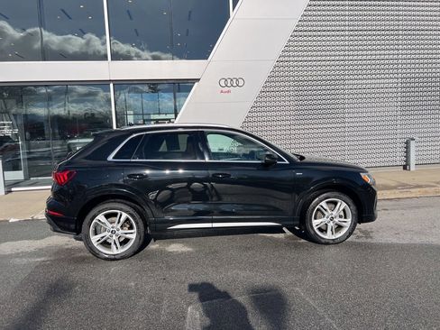 Certified 2022 Audi Q3 2.0T Premium Plus image 18