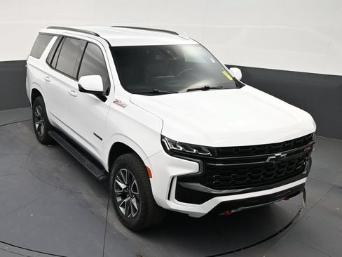 Used 2023 Chevrolet Tahoe Z71 w/ Luxury Package AWD/4WD image 18