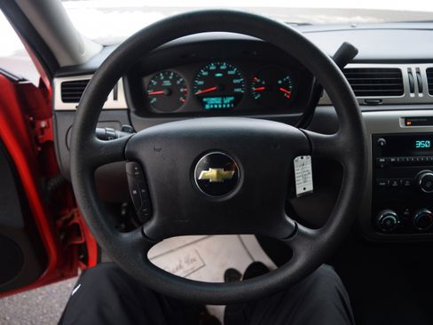 Used 2011 Chevrolet Impala Police image 4