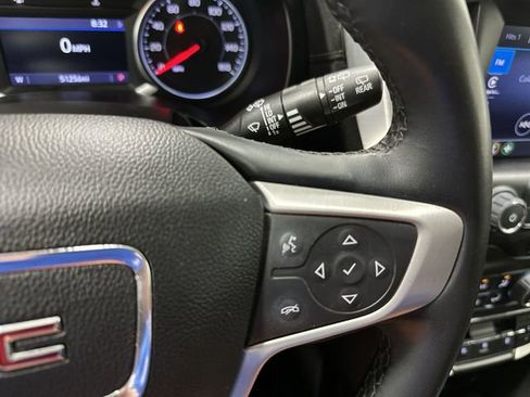 Used 2023 GMC Terrain SLT AWD/4WD image 39
