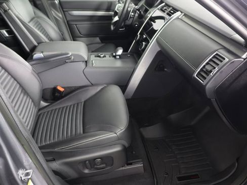 Used 2023 Land Rover Discovery S R-Dynamic image 26