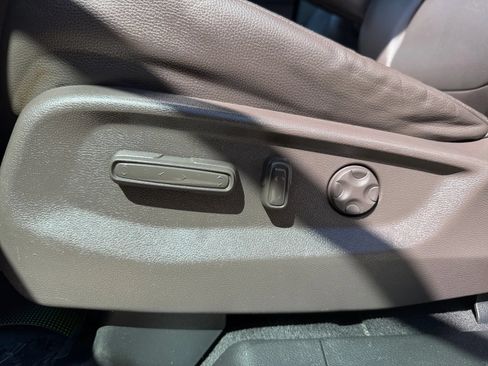 Used 2018 Honda Odyssey EX-L image 17