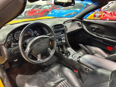 Used 2003 Chevrolet Corvette Z06 w/ Memory Package, 3 Drivers RWD image 11
