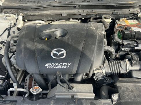 Used 2017 MAZDA MAZDA3 Touring w/ Popular Equipment Package image 32