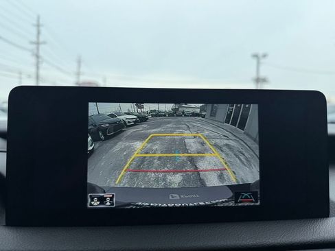 Used 2025 Lexus IS 350 F Sport w/ Navigation Package image 18