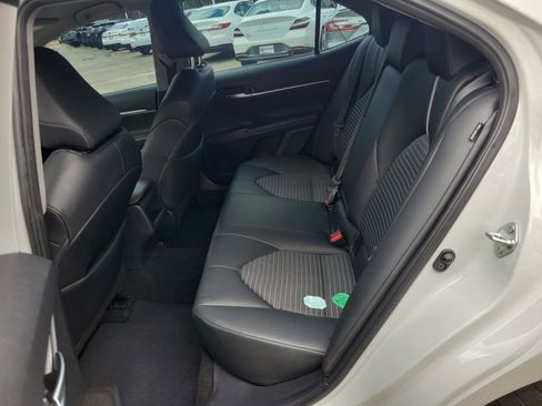 Used 2023 Toyota Camry SE FWD image 27