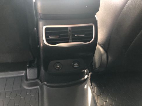 Used 2023 Hyundai Santa Fe SEL w/ Cargo Package image 23