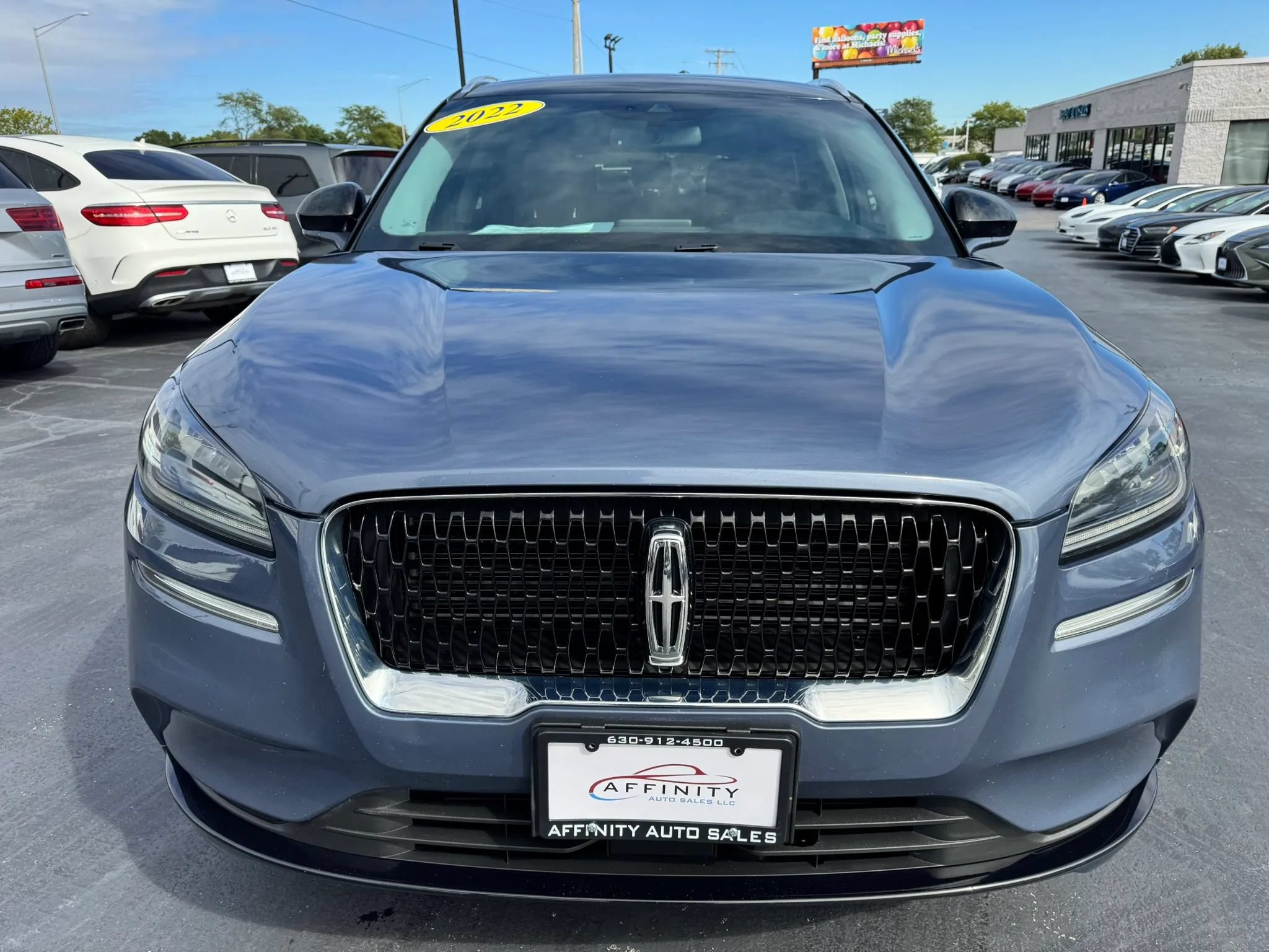 Used 2022 Lincoln Corsair AWD w/ Premium Package image 8
