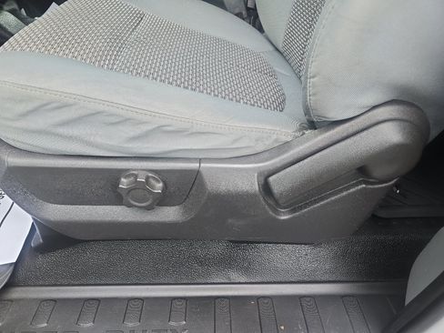 Used 2014 Ford F350 XL AWD/4WD image 19