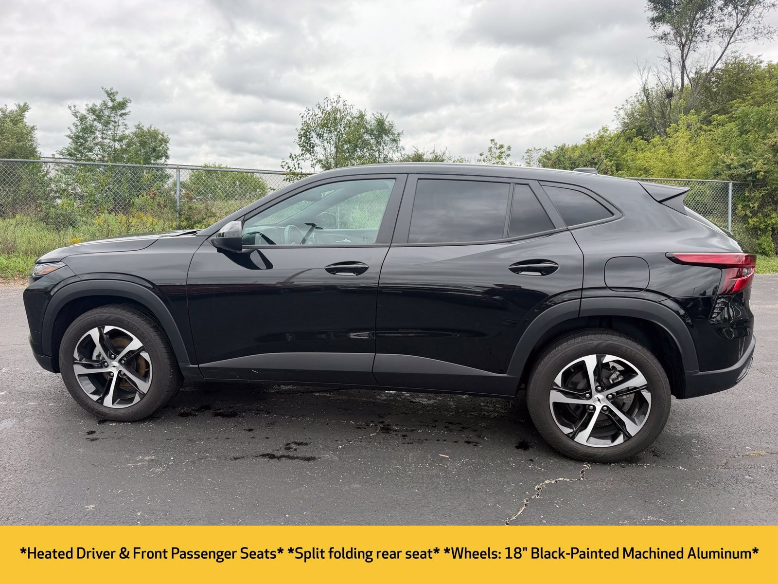 Used 2024 Chevrolet Trax RS w/ Driver Confidence Package FWD image 10