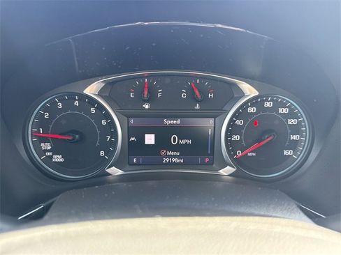 Used 2022 Chevrolet Equinox RS w/ RS Leather Package image 12