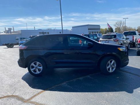 Used 2024 Ford Edge SE AWD/4WD image 3