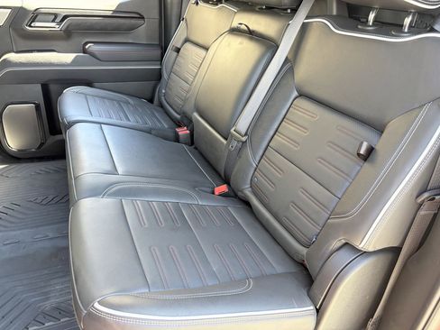 Used 2024 GMC Sierra 1500 AT4X w/ AT4X AEV Edition AWD/4WD image 17