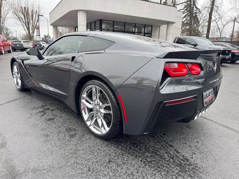 Used 2017 Chevrolet Corvette Stingray Coupe image 3