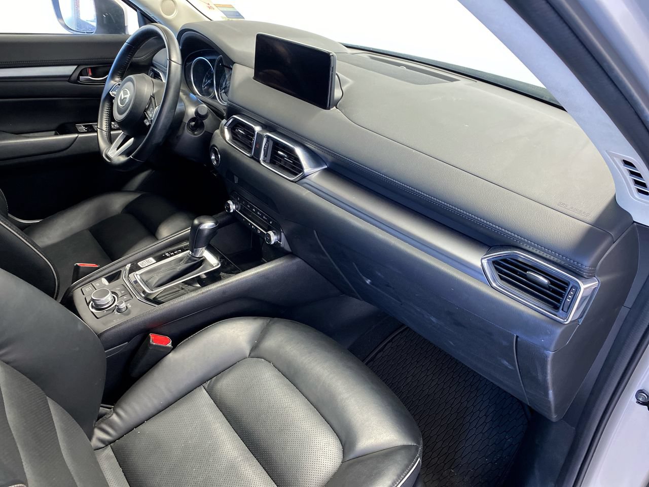 Used 2025 MAZDA CX-5 AWD 2.5 S w/ Select Package image 29