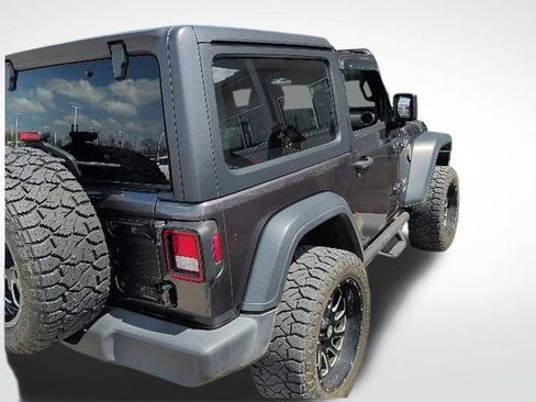 Used 2020 Jeep Wrangler Sport image 4
