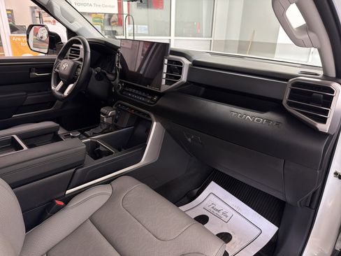 Used 2023 Toyota Tundra SR5 w/ SR5 Premium Package image 38