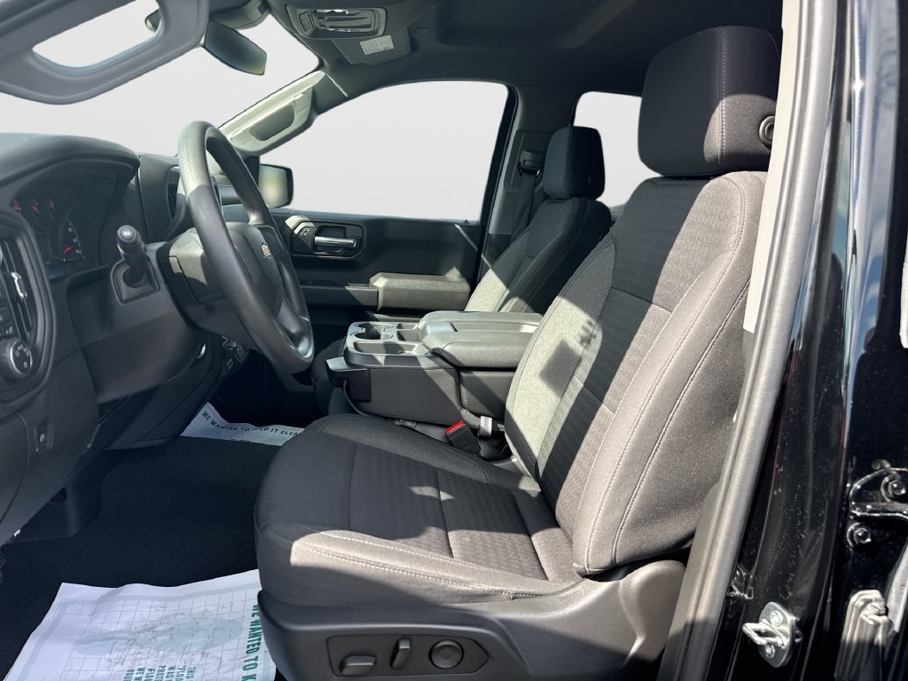 Used 2023 Chevrolet Silverado 1500 Custom AWD/4WD image 20