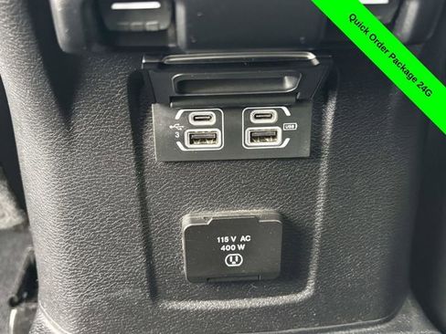 Used 2020 Jeep Gladiator Overland image 28