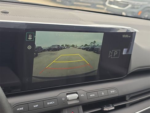 New 2025 Kia K4 LXS image 24