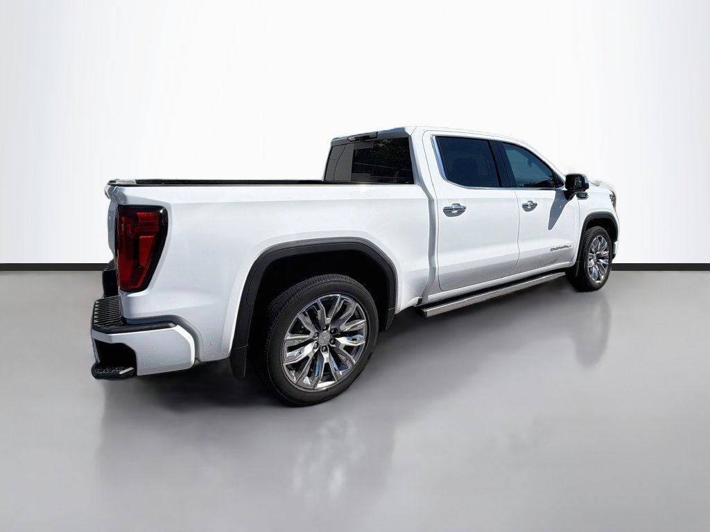 Used 2023 GMC Sierra 1500 Denali AWD/4WD image 5
