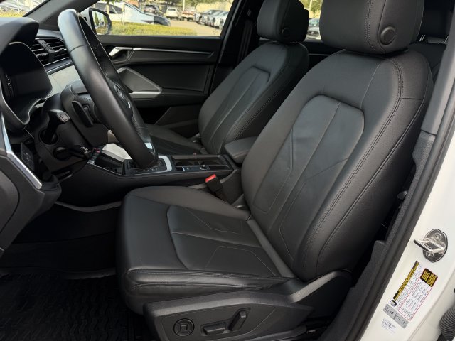 Used 2024 Audi Q3 2.0T Premium Plus w/ Premium Plus Package AWD/4WD image 24