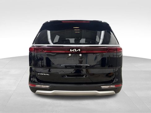 Certified 2024 Kia Carnival EX FWD image 28