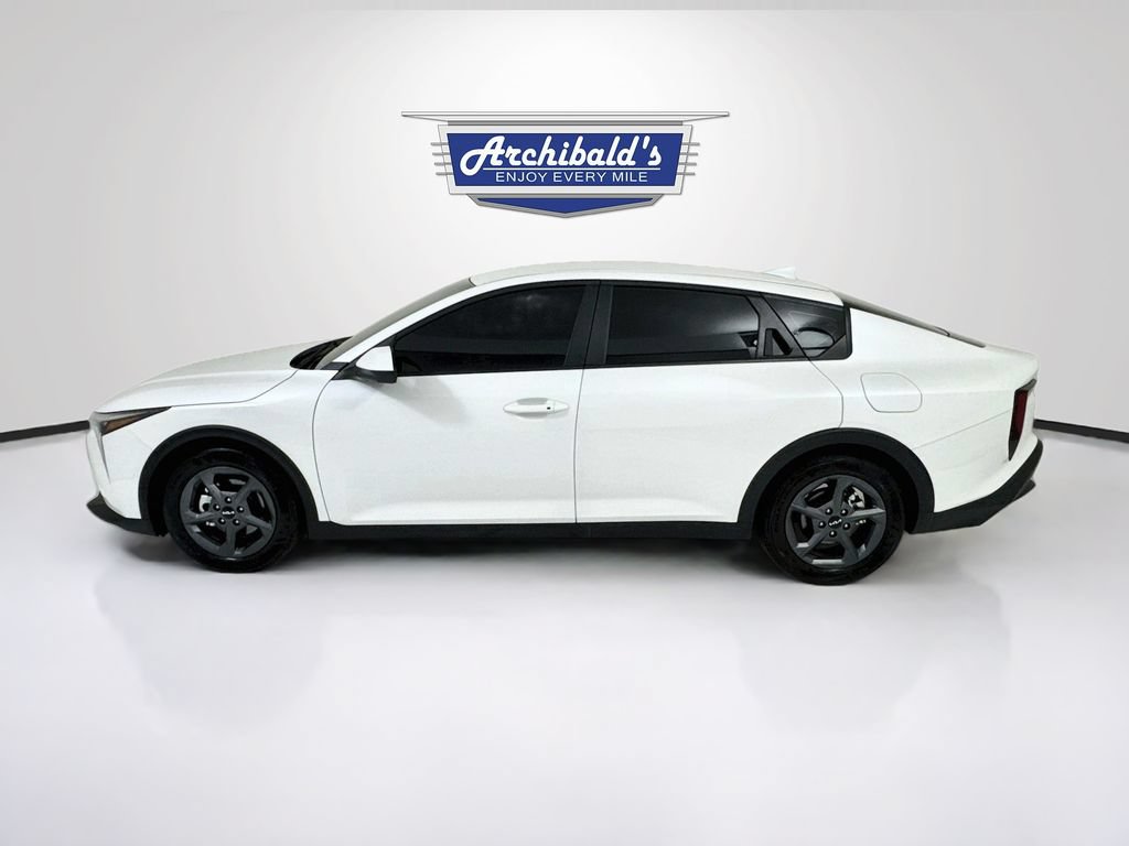 Used 2025 Kia K4 FWD image 5