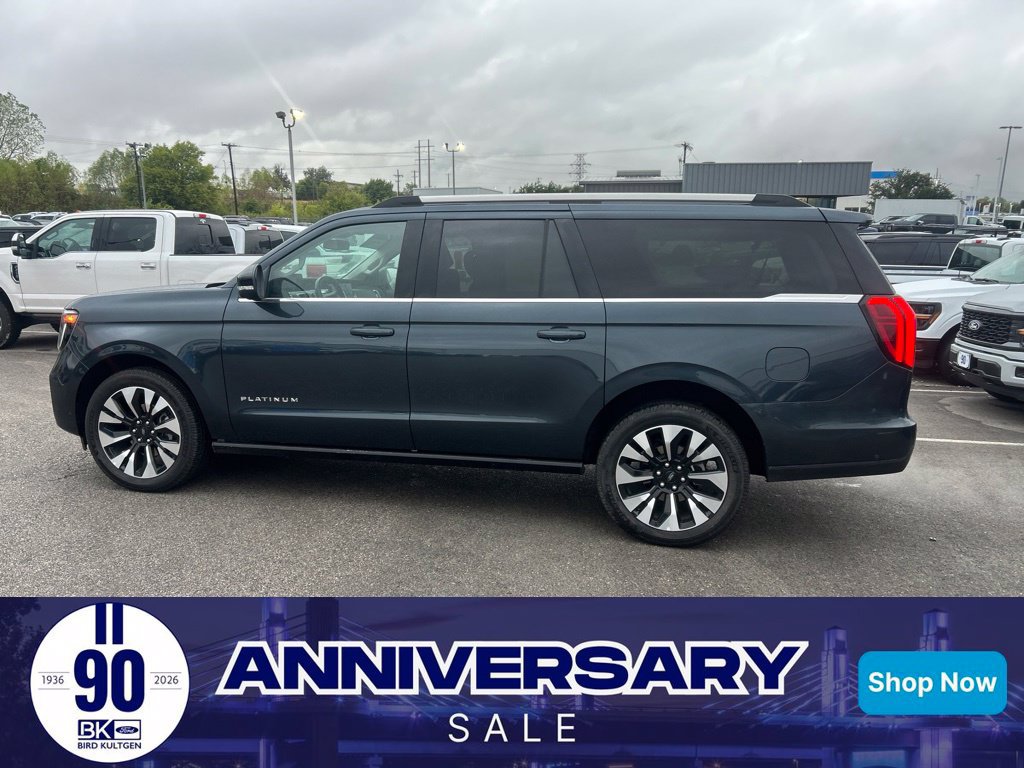 Used 2025 Ford Expedition Max Platinum w/ Driver's Package AWD/4WD image 1