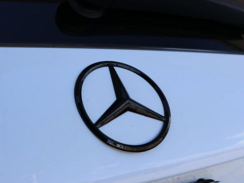 Used 2021 Mercedes-Benz GLB 35 AMG 4MATIC image 34
