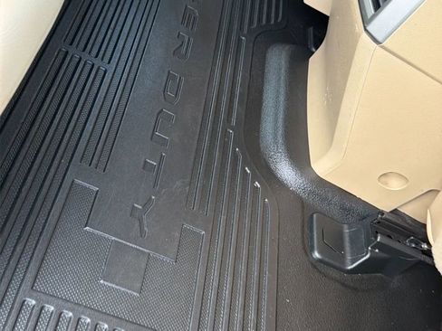 Used 2020 Ford F350 Lariat w/ Lariat Value Package image 65