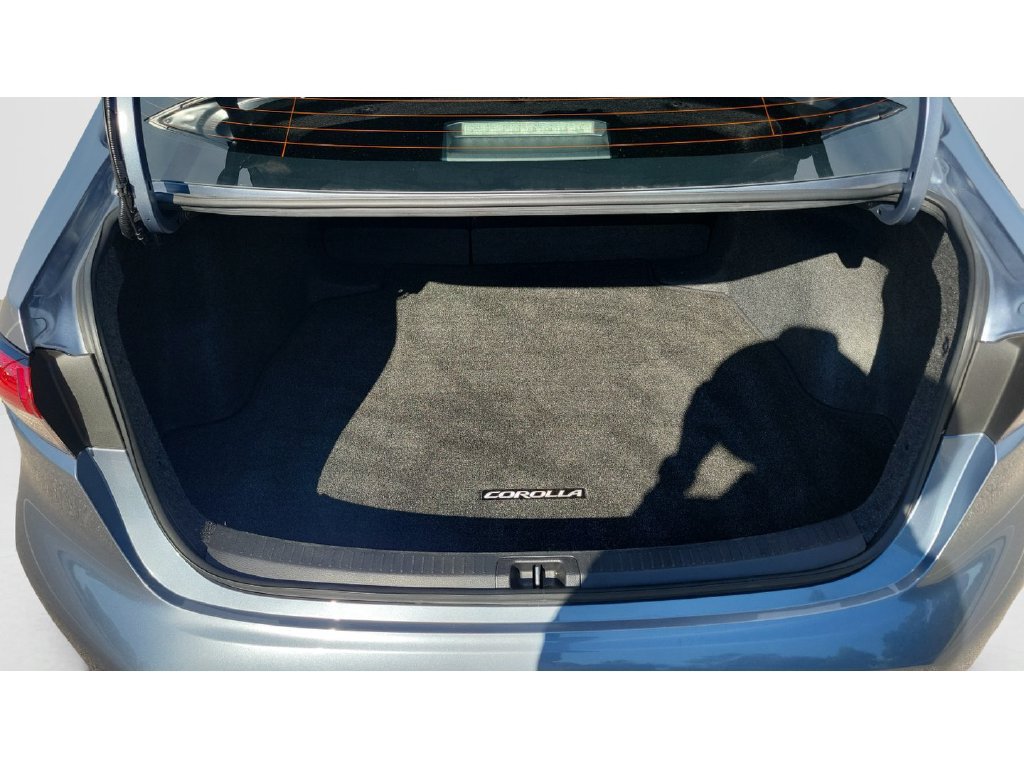Certified 2025 Toyota Corolla LE FWD image 9