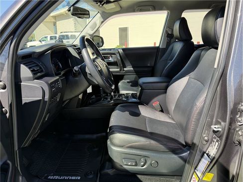 Used 2016 Toyota 4Runner TRD Pro AWD/4WD image 14
