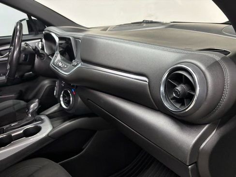 Used 2020 Chevrolet Blazer LT image 16