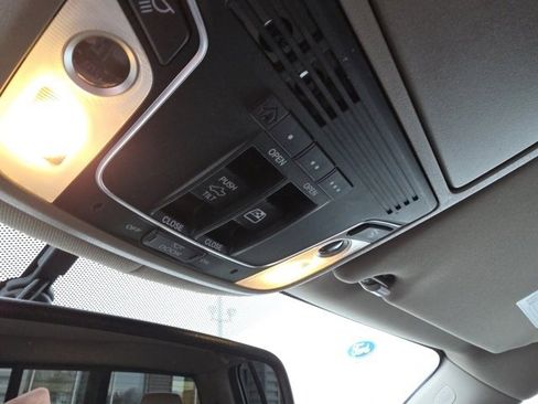 Used 2019 Honda Ridgeline RTL-T image 31