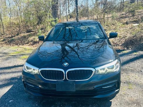 Used 2018 BMW 530i xDrive image 11
