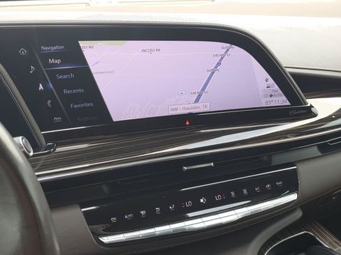Certified 2023 Cadillac Escalade Premium Luxury RWD image 31
