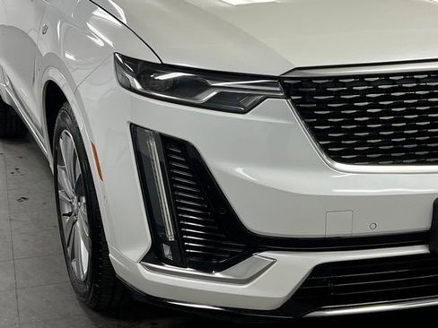 Used 2024 Cadillac XT6 Premium Luxury w/ Technology Package image 10