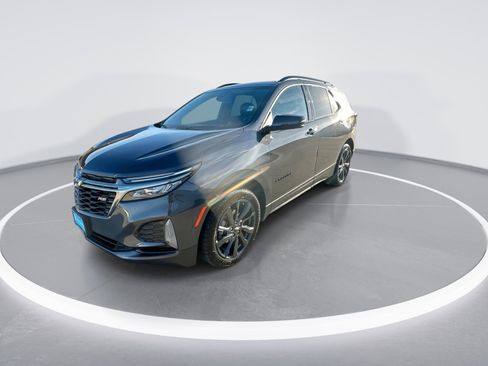 Used 2022 Chevrolet Equinox RS w/ Infotainment Package image 4