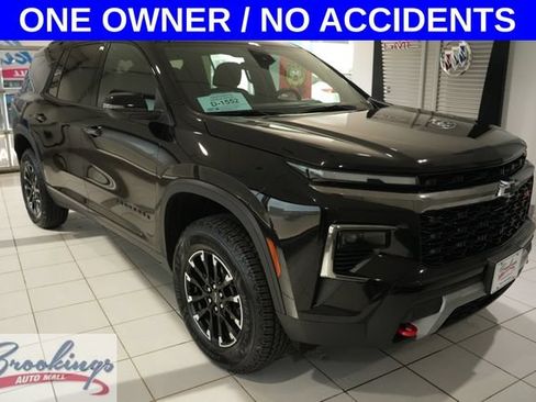 Used 2025 Chevrolet Traverse Z71 AWD/4WD image 1
