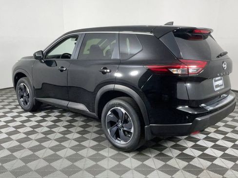 New 2025 Nissan Rogue SV image 6
