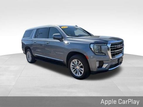 Used 2021 GMC Yukon XL SLT image 2
