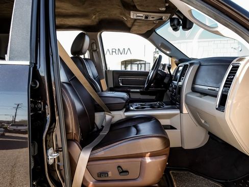 Used 2017 RAM 3500 Laramie Longhorn image 38