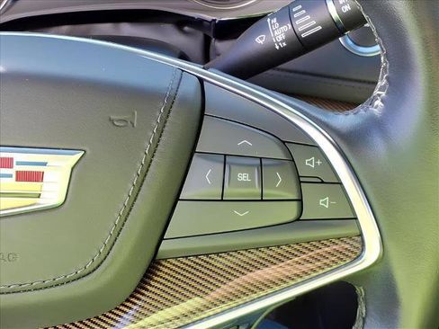 Used 2024 Cadillac XT5 Premium Luxury w/ Platinum Package image 20