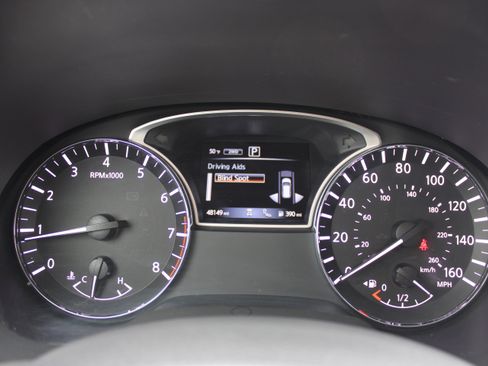 Used 2019 Nissan Pathfinder SL w/ SL Premium Package AWD/4WD image 35