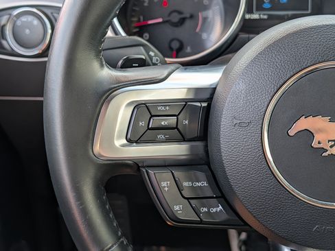 Used 2020 Ford Mustang Premium RWD image 21